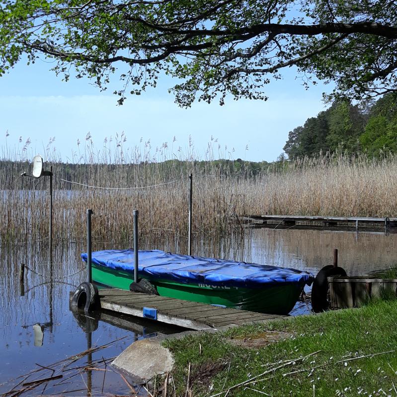 ME-Boot im Wasser.jpg